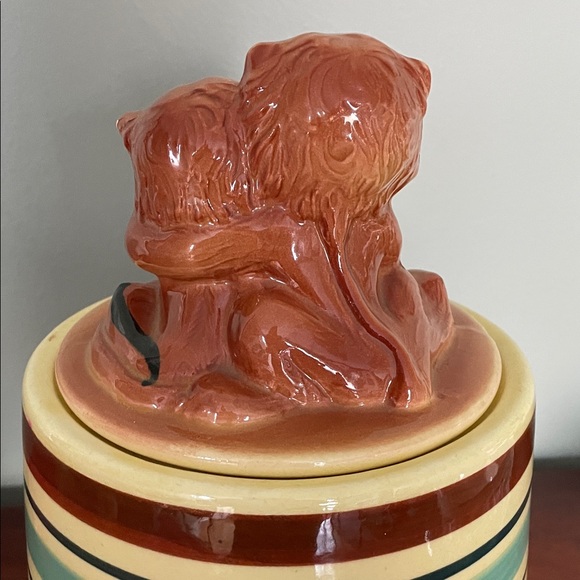 Robinson Ransbottom Pottery Striped Ceramic Cookie Jar with Tiger Cub Lid - Picture 3 of 8